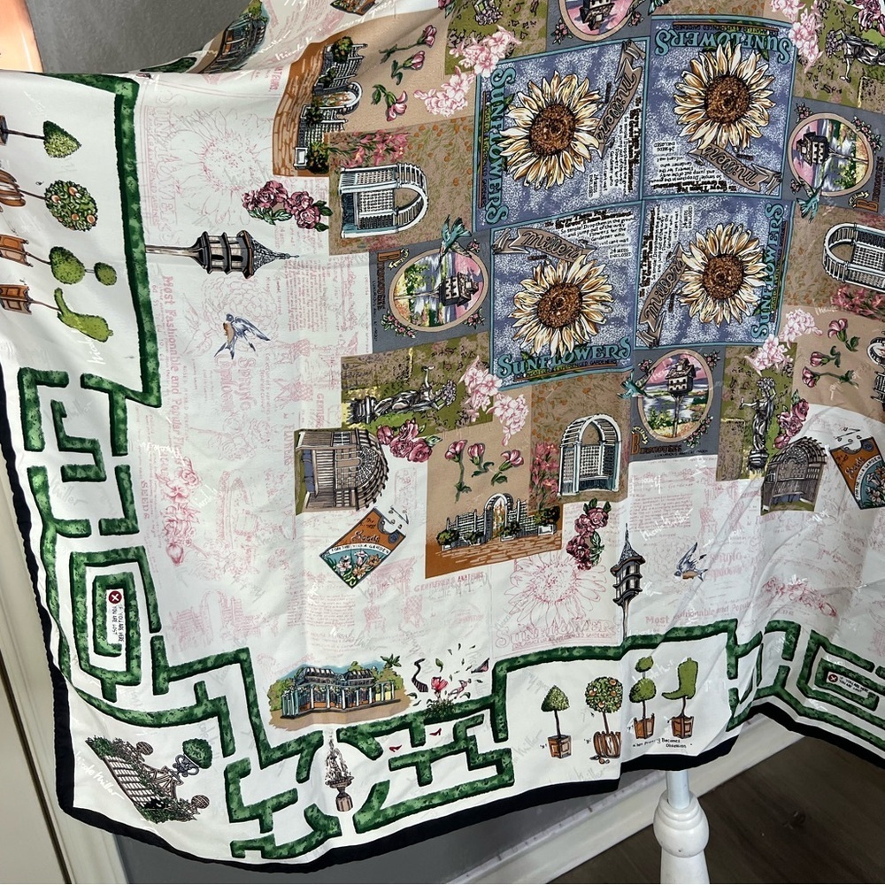 90s silk large scarf 100% silk Nicole Miller